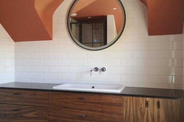 Bathroom, Donnybrook
